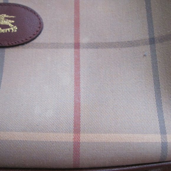 Burberry Burberrys Vintage Novacheck Shoulder Bag - Picture 10 of 11